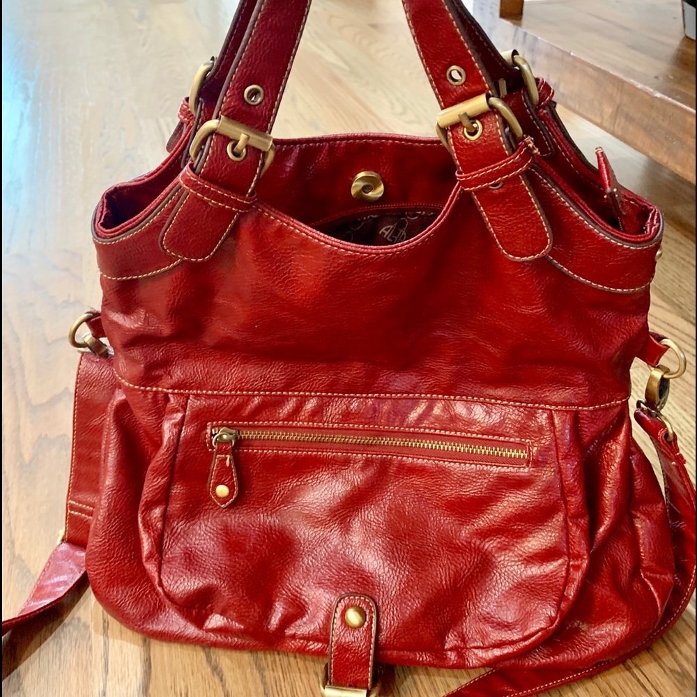 NWOT Alfa Red Purse 🌹